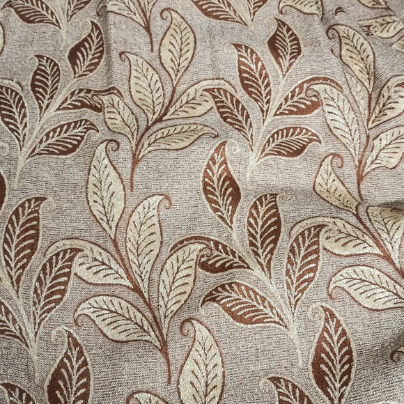 Curtains - Picture 6 of 9